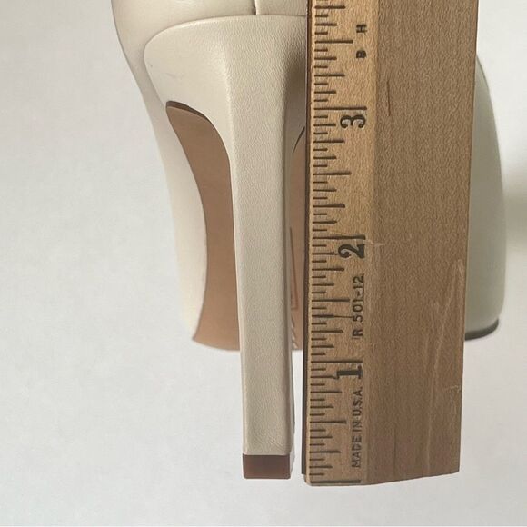 Vince Camuto Setenda Almond Milk Leather Pointed Toe Heeled Pumps Shoe Size 8.5 - Picture 14 of 16